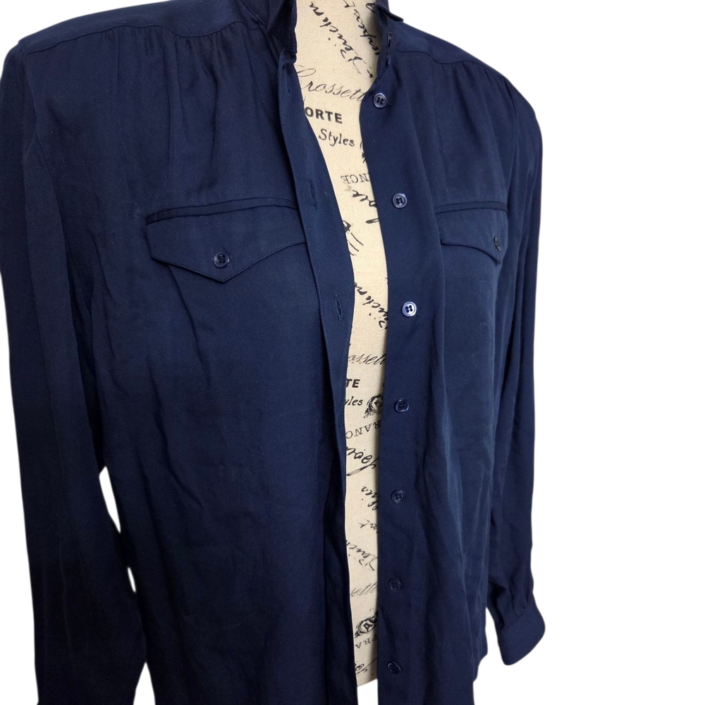 Liz Claiborne Blue Blouse Classic Collar Long Sleeves